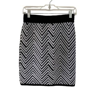 Vintage Material Girl Y2K Stretchy Knit Mini Skirt Size XL Black and White 00s